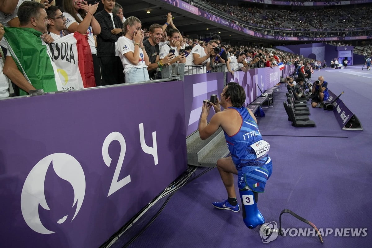 FIFA年度女足最佳球员候选：邦马蒂、汉森、塔比莎在列