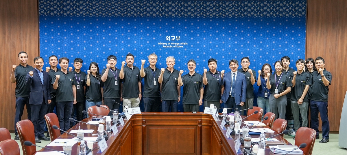 你怎么看？西媒：曼联符合哈维执教豪门俱乐部的标准 但这一切都取决于曼联可以说服他