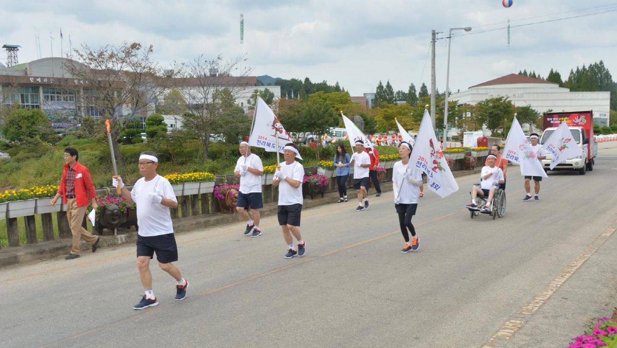 世体：一17岁大力神球迷向马竞B队球员投掷打火机，被警方逮捕