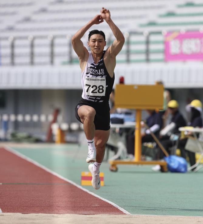 ⚽日职联半场：植村洋斗造点遭取消 名古屋鲸鱼暂与磐田喜悦互交白卷