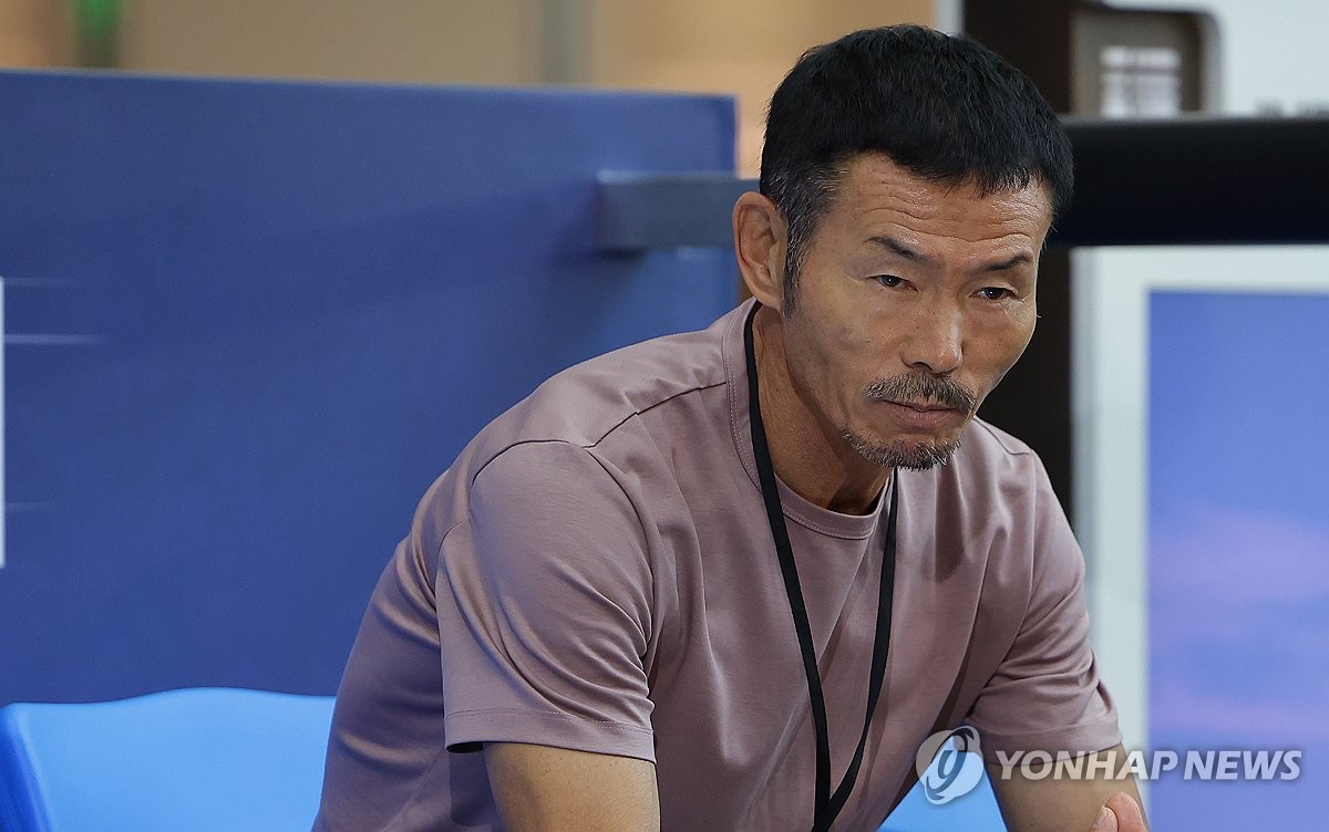 “面具侠”恩比德一个跳步进来拿到复出后的首分