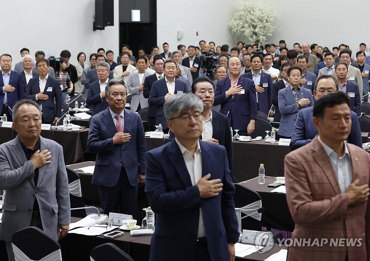 “我们联手，对方最多2节就认输”，盘点NBA打球最脏阵容