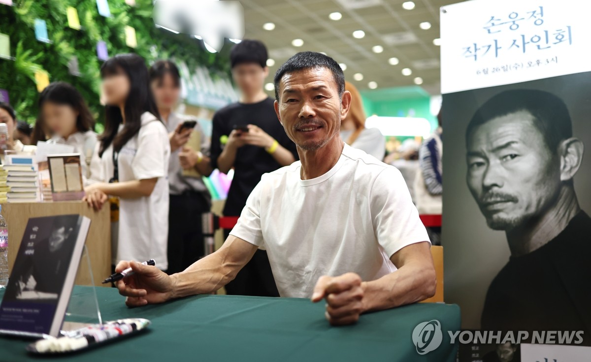 哈登：续约快船等于回家 莱昂纳德慢慢养伤&他需要在赛季末端保持健康